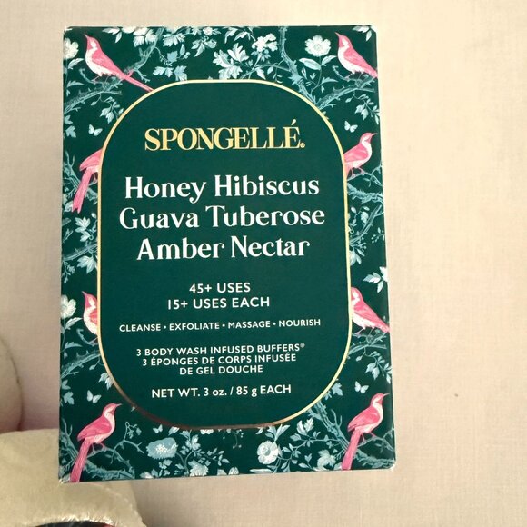 Spongelle Bath Trio Gift Set Body Wash Infused Buffers Holiday Self Care Spa Box - Picture 2 of 16